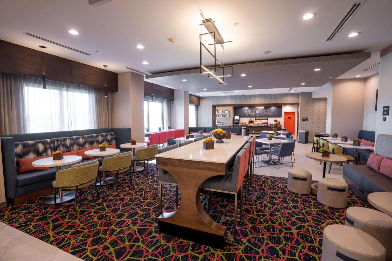 Hampton Inn By Hilton Huntley Chicago Buitenkant foto