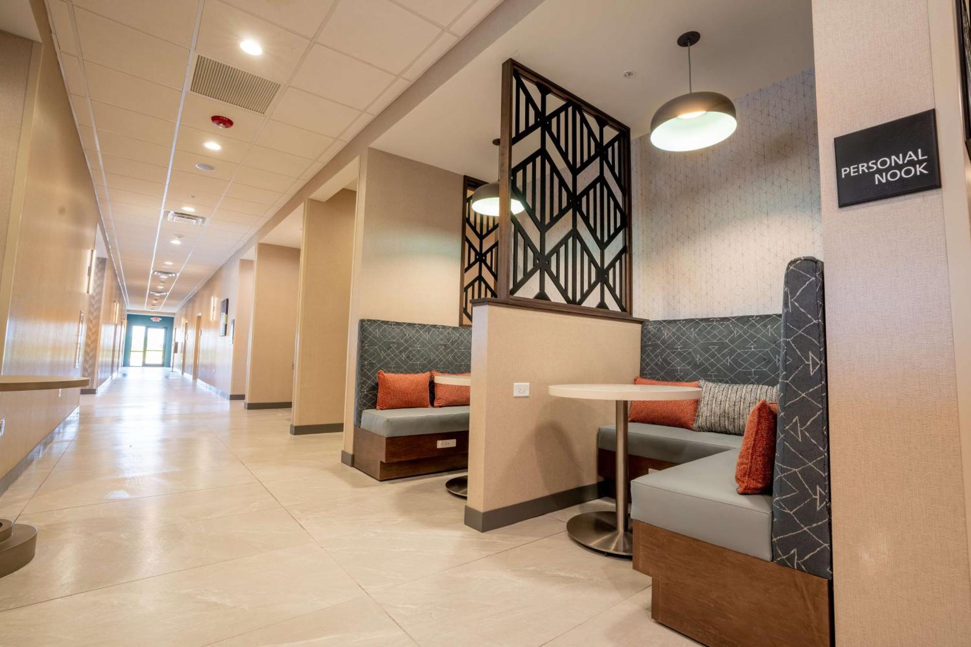 Hampton Inn By Hilton Huntley Chicago Buitenkant foto