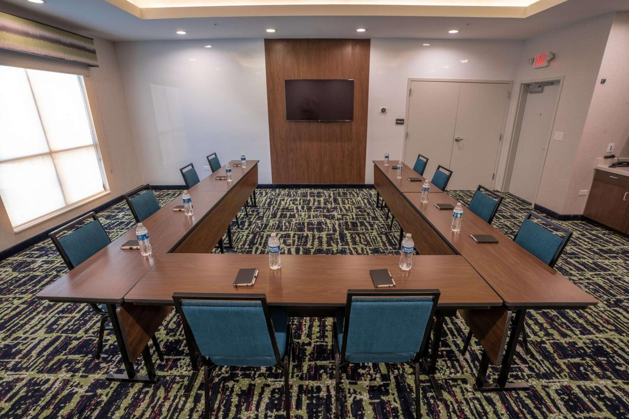 Hampton Inn By Hilton Huntley Chicago Buitenkant foto