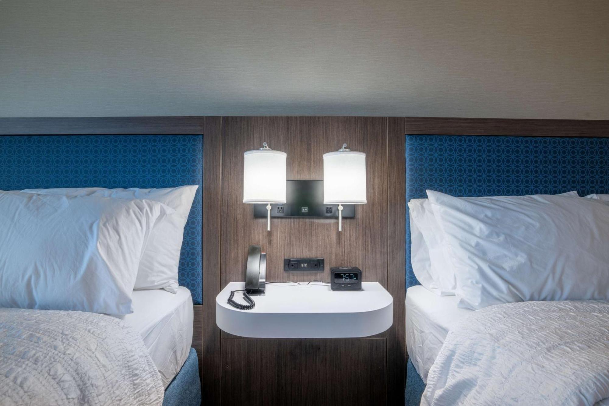 Hampton Inn By Hilton Huntley Chicago Buitenkant foto
